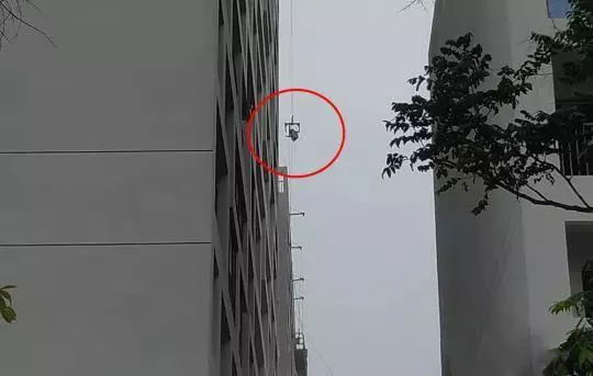外墙吊篮的不规范操作，事故多发，安全操作培