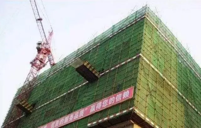 不同种类工程雨季施工的安全隐患与注意事项