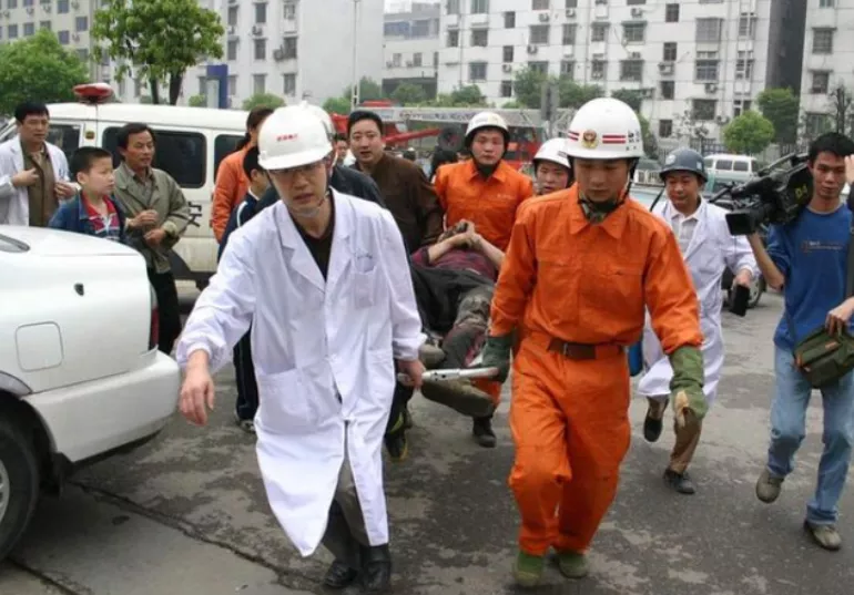 突发|广东一在建工地发生模板支撑坍塌事故7死