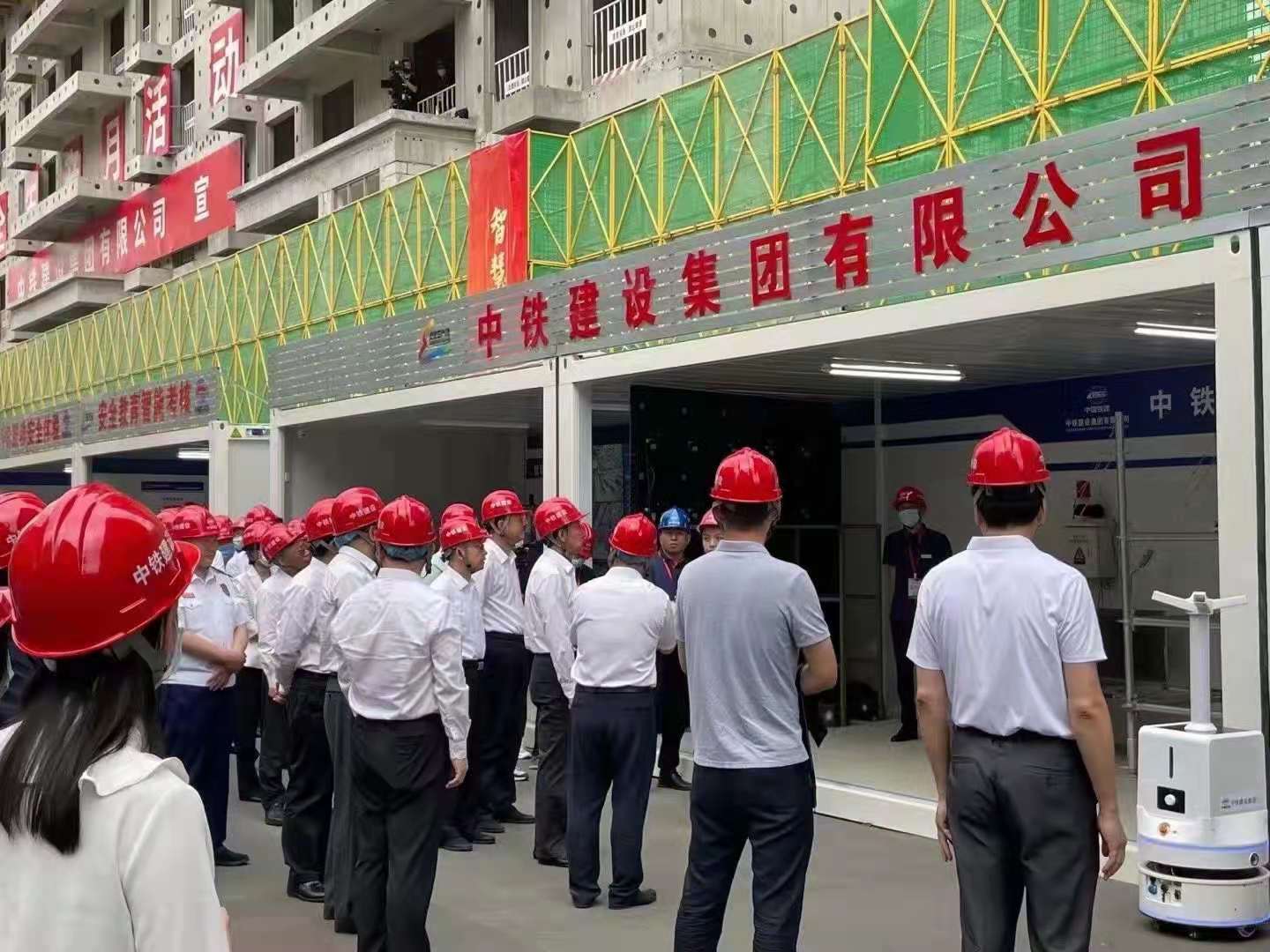 武汉安邦参加2021年安全宣传咨询日活动